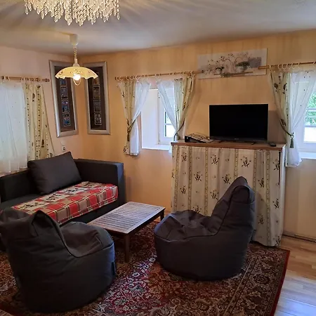 Appartamento Altsteirische - La Maison De Pronegg - Feriendomizil Im Biosphaerenpark Wienerwald