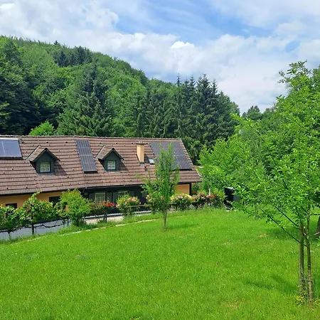 Altsteirische - La Maison De Pronegg - Feriendomizil Im Biosphaerenpark Wienerwald Pressbaum