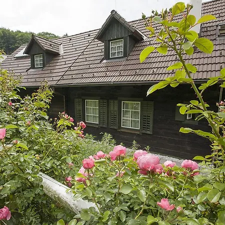 Das Altsteirische Landhaus - La Maison De Pronegg - Feriendomizil Im Biosphärenpark Wienerwald * Pressbaum